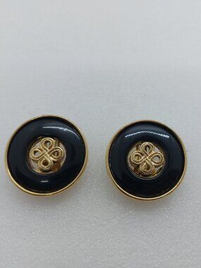 Vintage Vendome Clip On Round Earrings Gold Tone & Black